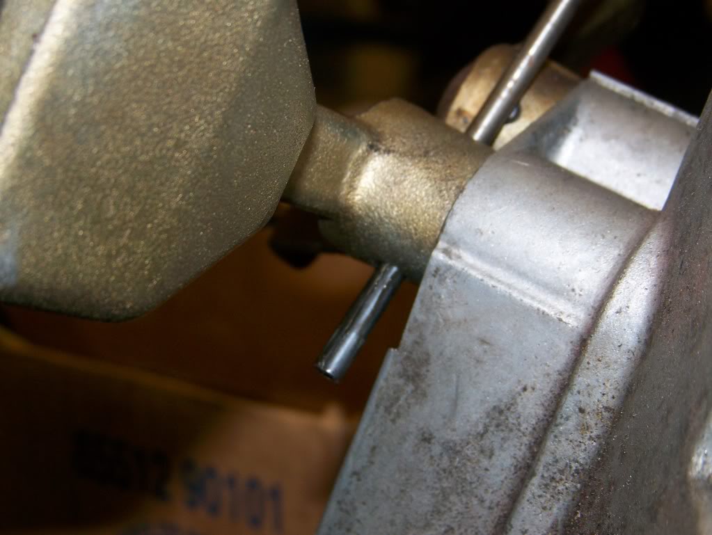 Name:  Rollpinshiftleverremoval008.jpg
Views: 2096
Size:  94.0 KB