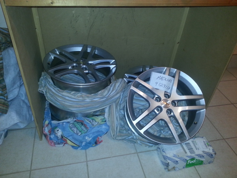 Name:  20130923_200633_zps71b0d6c1.jpg
Views: 14
Size:  193.5 KB