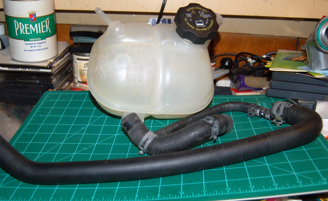 Name:  HHR-Option-B-Tank-and-Hoses-WEB_zpsecaae84e.jpg
Views: 362
Size:  268.3 KB