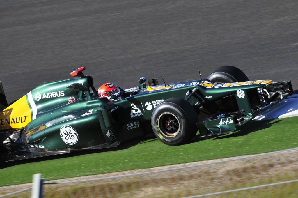 Name:  caterham.jpg
Views: 28
Size:  88.1 KB